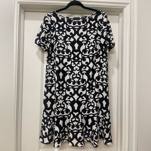 Ann Taylor Short Sleeve Black and White Dress